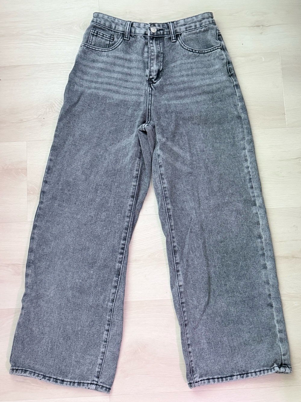 Light Grey Wide-Leg Jeans